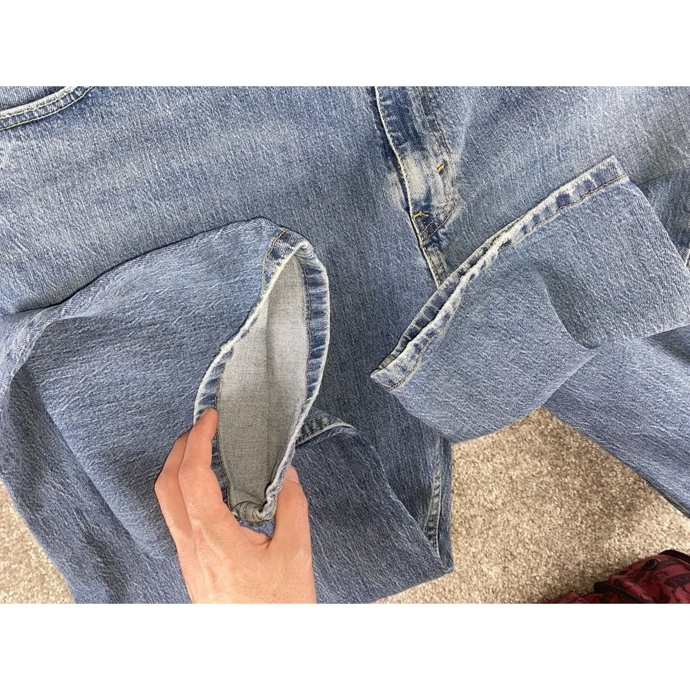 Levi's 559 Light Wash Jeans Mens 42x30 Relaxed Straight Loose Western Distress‎